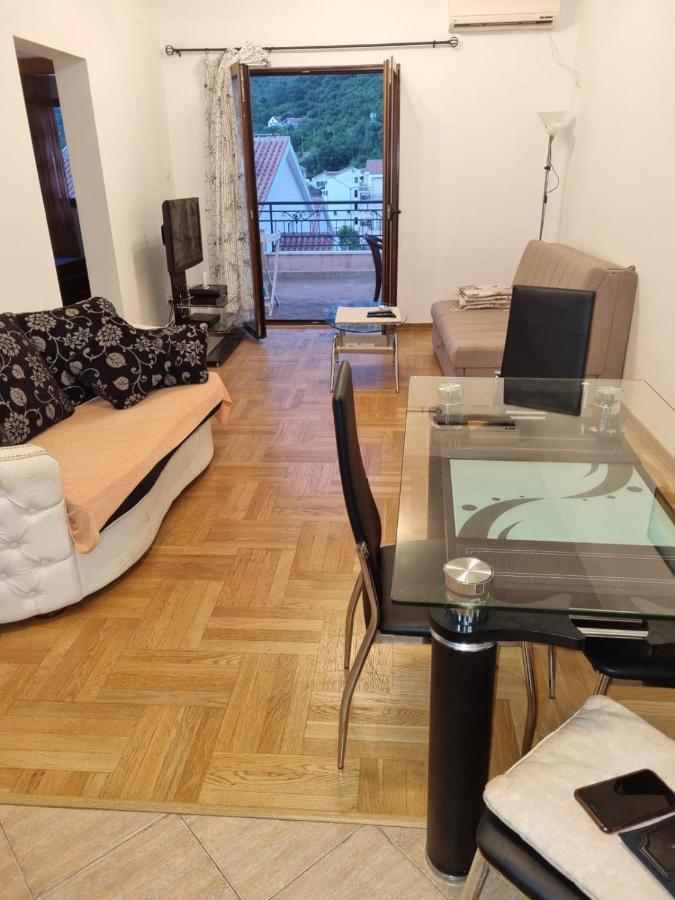 Apartments Sneza Risan Zewnętrze zdjęcie