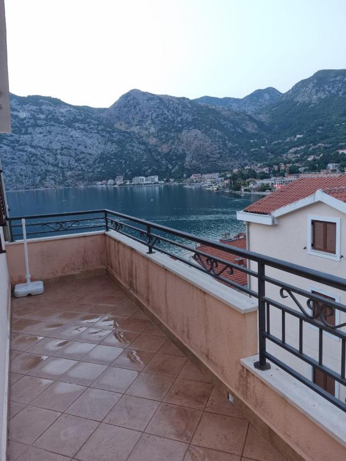 Apartments Sneza Risan Zewnętrze zdjęcie
