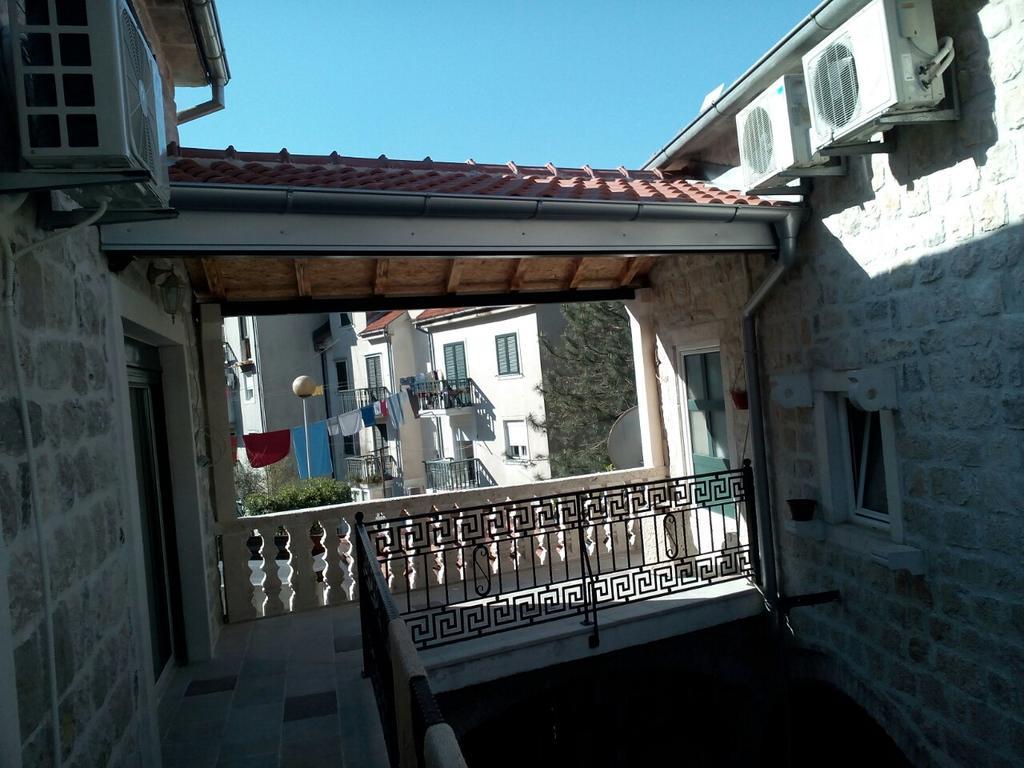 Apartments Sneza Risan Zewnętrze zdjęcie